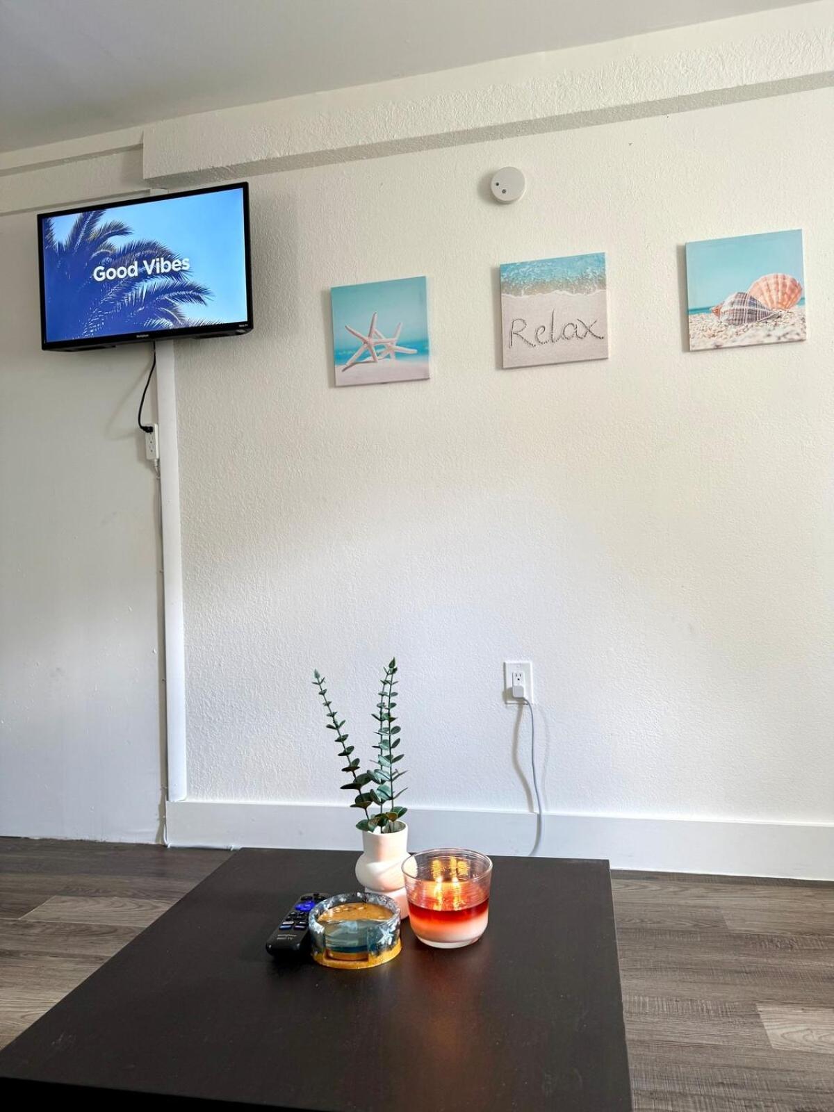 Appartement House Of Hollywood - Entire Unit, Centrally Located, Free Parking
